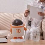 Mini Desktop Dustbin with Brush | Cute Astronaut Trash Can for Office & Kitchen with Flip Lid - Image 6