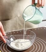 Large Plastic Measuring Cups | Measuring in ML, Oz & Cups | Kitchen Essentials for Cooking & Baking