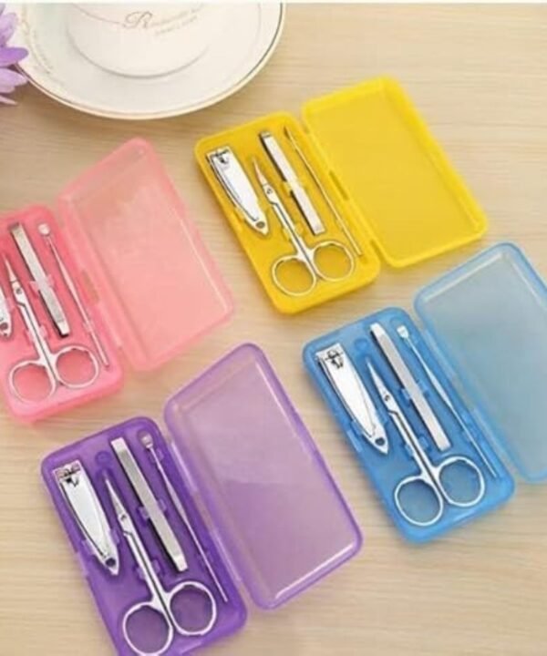 4 Pcs Manicure Set